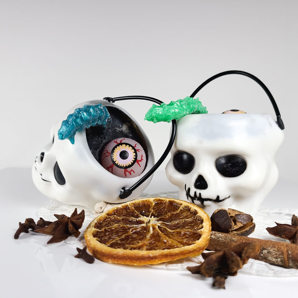 halloween skull bath bomb